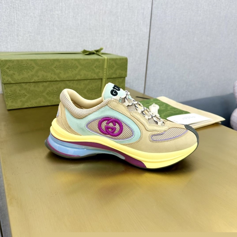 G*u*i casual shoes